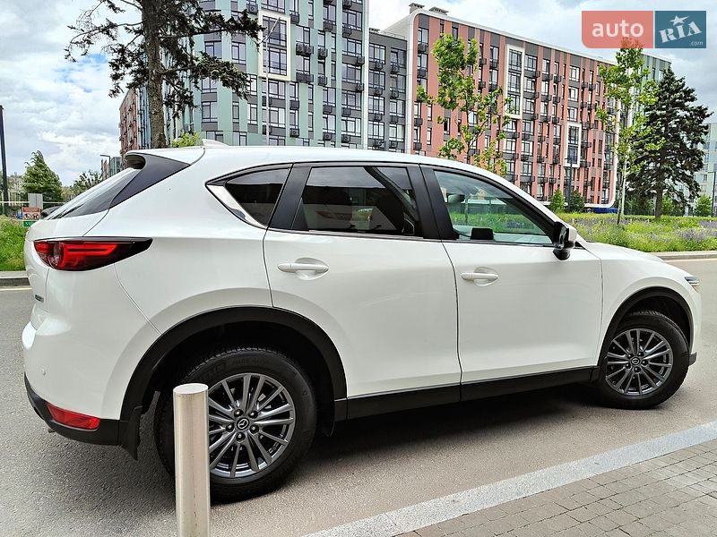 Внедорожник / Кроссовер Mazda CX-5 2018 в Киеве