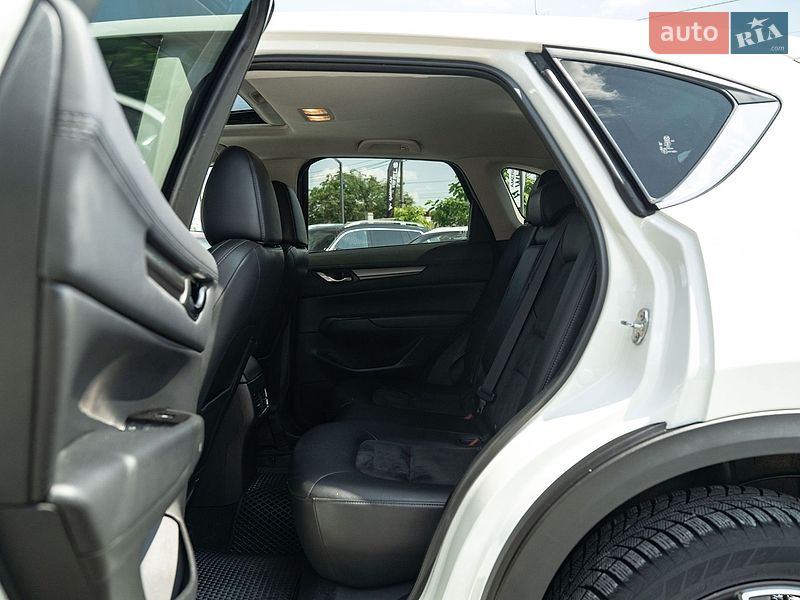 Внедорожник / Кроссовер Mazda CX-5 2018 в Черновцах