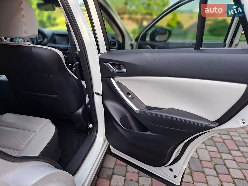 Внедорожник / Кроссовер Mazda CX-5 2015 в Львове