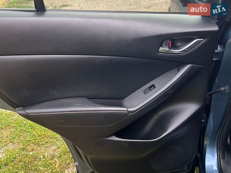 Позашляховик / Кросовер Mazda CX-5 2015 в Кривому Розі