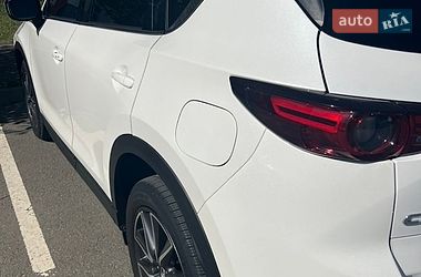 Внедорожник / Кроссовер Mazda CX-5 2018 в Вишневом