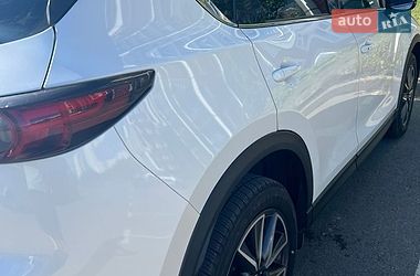 Внедорожник / Кроссовер Mazda CX-5 2018 в Вишневом