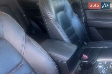 Внедорожник / Кроссовер Mazda CX-5 2018 в Вишневом