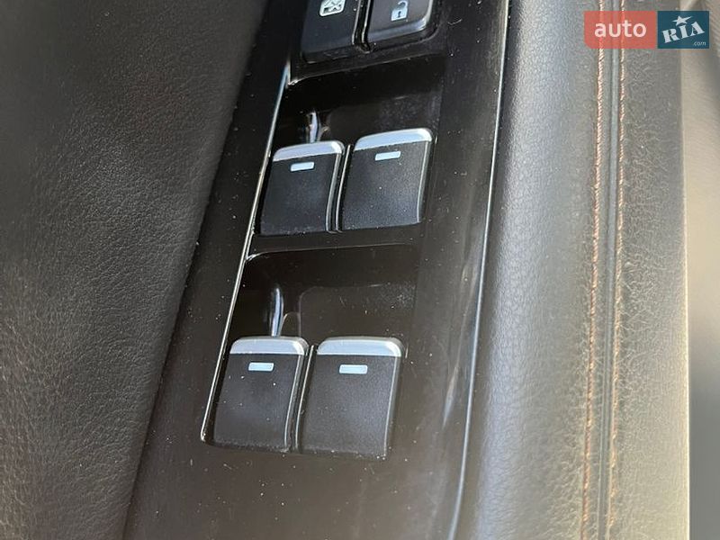 Внедорожник / Кроссовер Mazda CX-5 2018 в Вишневом