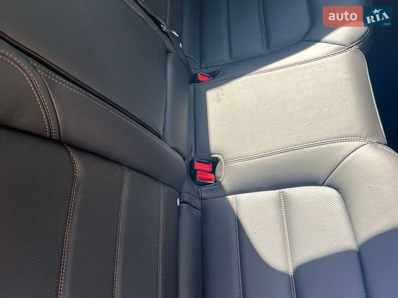Внедорожник / Кроссовер Mazda CX-5 2018 в Вишневом