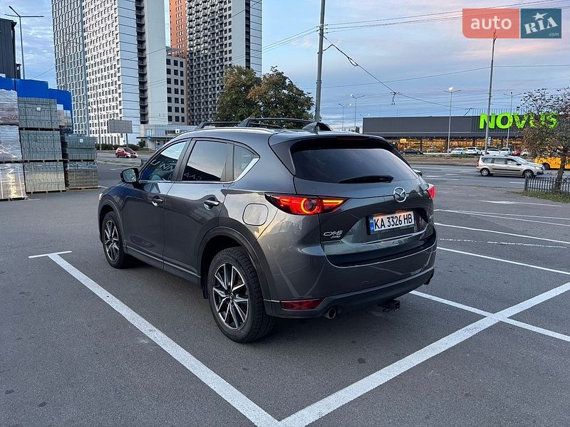 Позашляховик / Кросовер Mazda CX-5 2017 в Києві