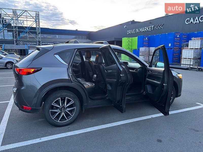 Позашляховик / Кросовер Mazda CX-5 2017 в Києві
