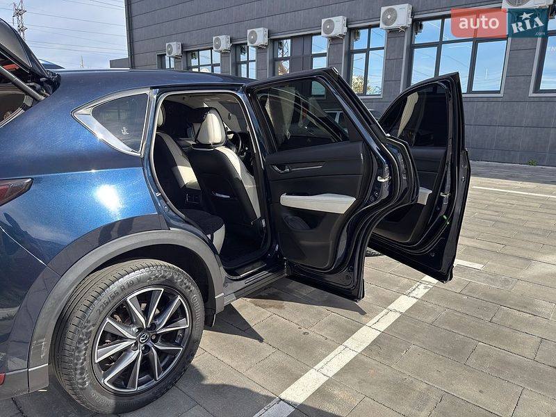 Позашляховик / Кросовер Mazda CX-5 2017 в Харкові