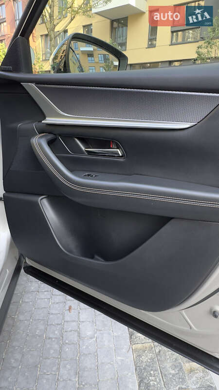 Внедорожник / Кроссовер Mazda CX-60 2023 в Киеве фото 12 Внедорожник / Кроссовер Mazda CX-60 2023 в Киеве