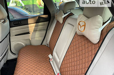 Внедорожник / Кроссовер Mazda CX-7 2010 в 