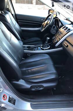 Позашляховик / Кросовер Mazda CX-7 2011 в 