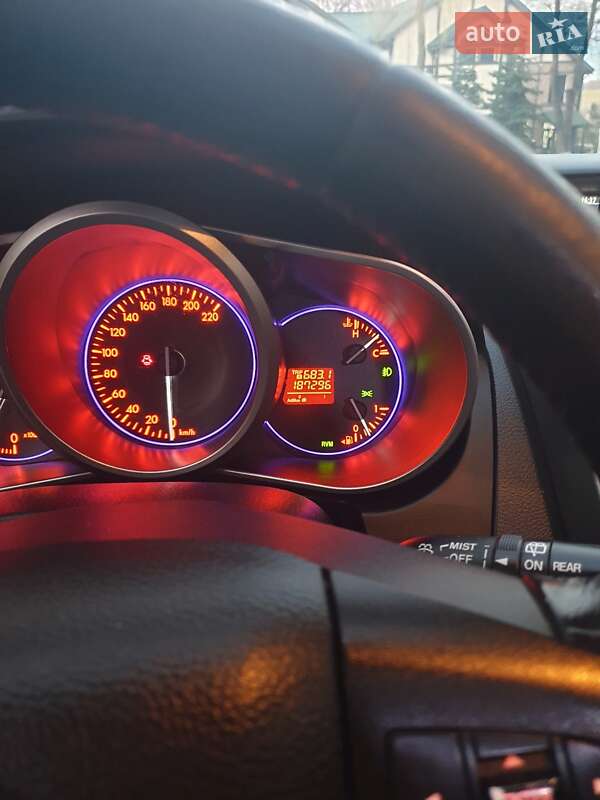 Внедорожник / Кроссовер Mazda CX-7 2010 в Микулинцах