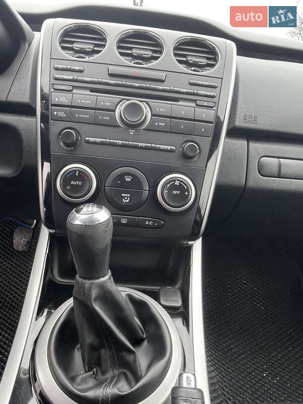 Позашляховик / Кросовер Mazda CX-7 2011 в Дубні