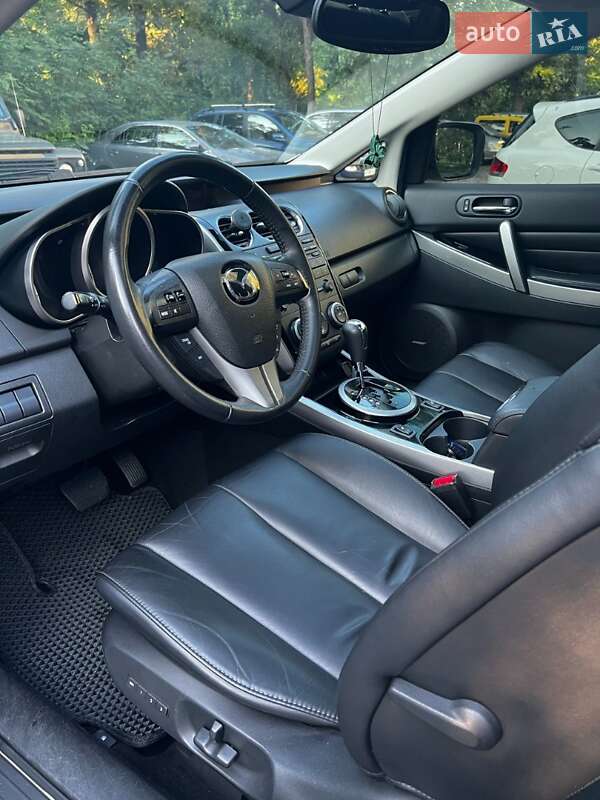 Внедорожник / Кроссовер Mazda CX-7 2011 в Киеве