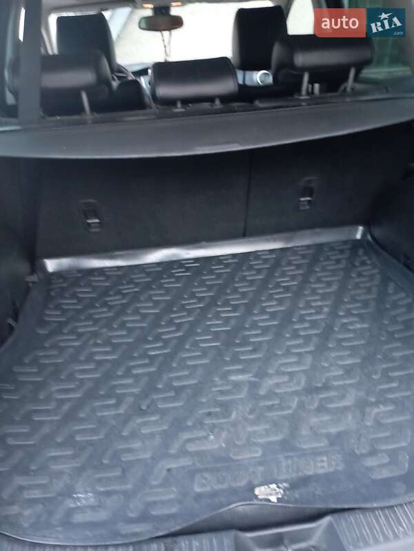 Позашляховик / Кросовер Mazda CX-7 2010 в Івано-Франківську