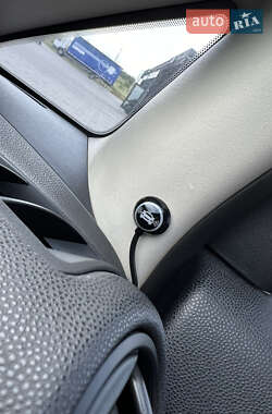 Внедорожник / Кроссовер Mazda CX-7 2008 в 