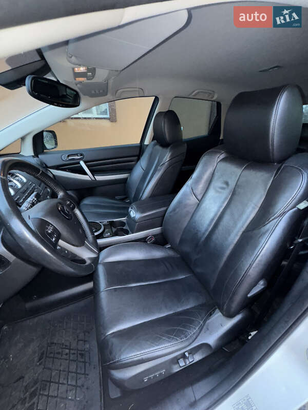 Позашляховик / Кросовер Mazda CX-7 2010 в Зарічному