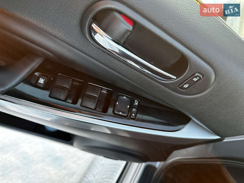 Позашляховик / Кросовер Mazda CX-7 2011 в Березному