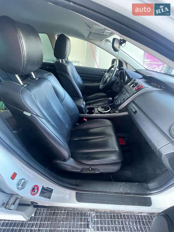 Позашляховик / Кросовер Mazda CX-7 2011 в Хусті