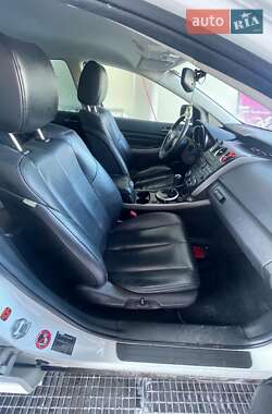 Позашляховик / Кросовер Mazda CX-7 2011 в 