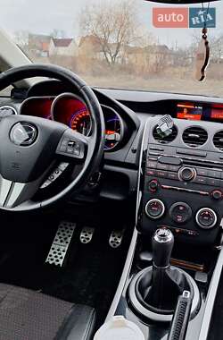Внедорожник / Кроссовер Mazda CX-7 2009 в 