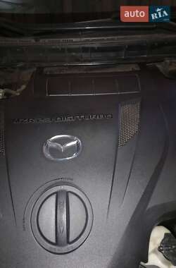 Внедорожник / Кроссовер Mazda CX-7 2010 в 