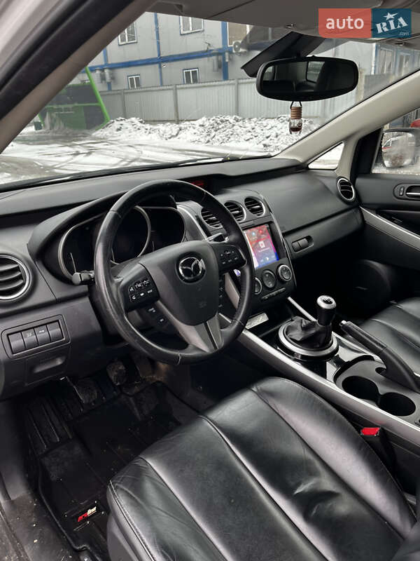 Позашляховик / Кросовер Mazda CX-7 2009 в Чернігові