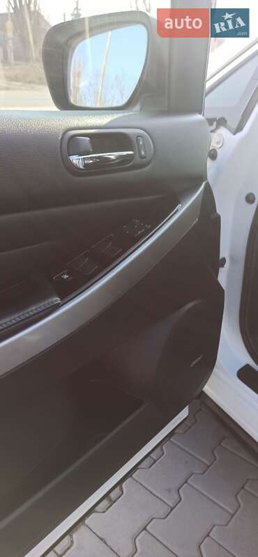 Внедорожник / Кроссовер Mazda CX-7 2010 в Черновцах