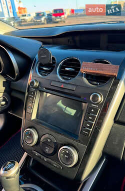Внедорожник / Кроссовер Mazda CX-7 2011 в 