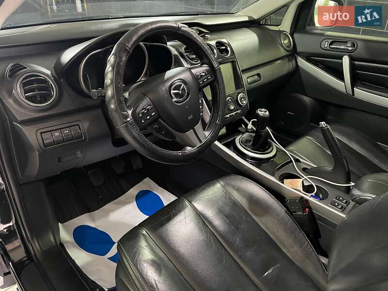 Позашляховик / Кросовер Mazda CX-7 2010 в Косові
