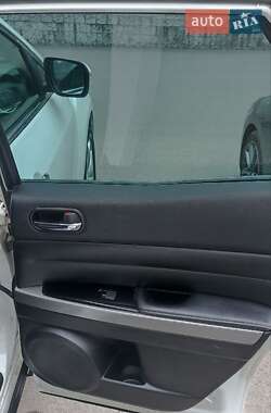 Внедорожник / Кроссовер Mazda CX-7 2010 в 