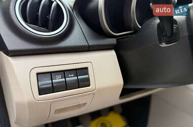 Внедорожник / Кроссовер Mazda CX-7 2010 в 