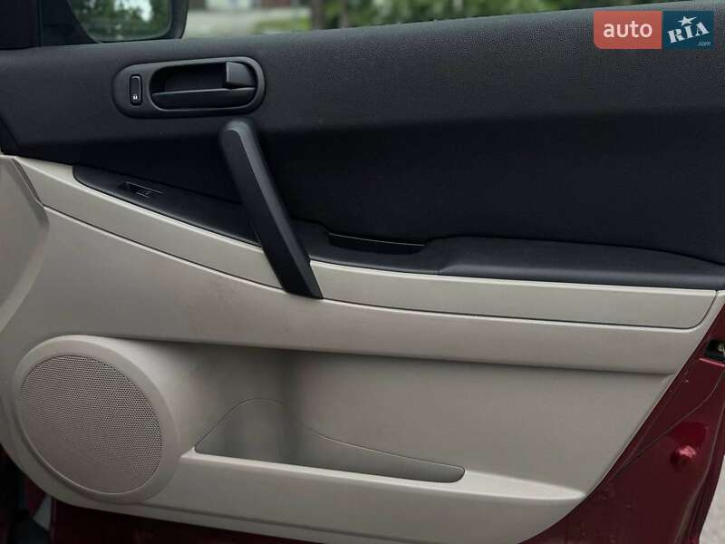 Позашляховик / Кросовер Mazda CX-7 2006 в Києві