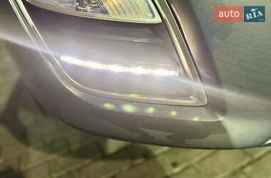 Внедорожник / Кроссовер Mazda CX-7 2010 в 