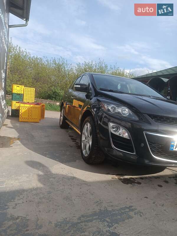 Позашляховик / Кросовер Mazda CX-7 2010 в Івано-Франківську