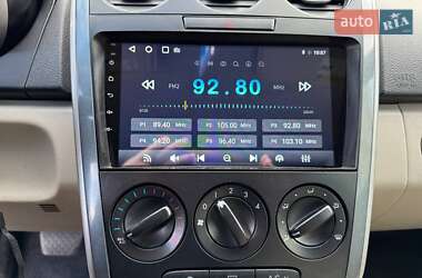 Позашляховик / Кросовер Mazda CX-7 2010 в 