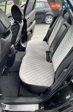 Позашляховик / Кросовер Mazda CX-7 2010 в 