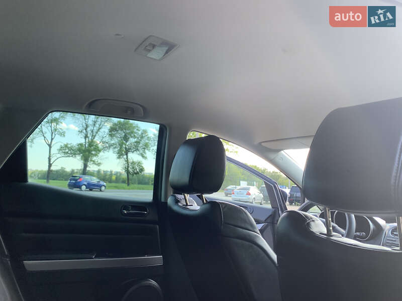 Позашляховик / Кросовер Mazda CX-7 2011 в Чернівцях