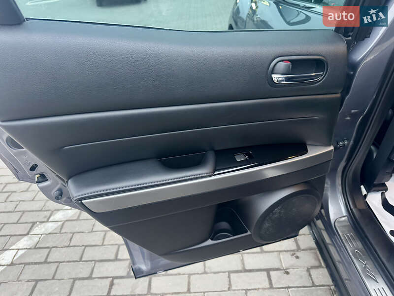 Позашляховик / Кросовер Mazda CX-7 2010 в Києві
