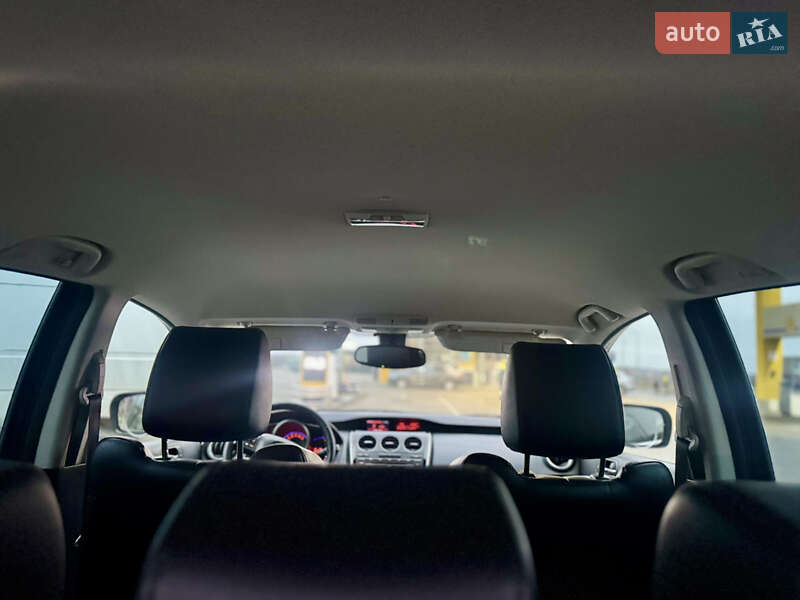 Позашляховик / Кросовер Mazda CX-7 2010 в Києві