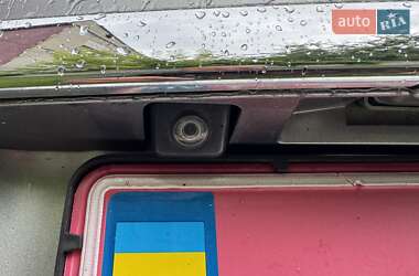 Внедорожник / Кроссовер Mazda CX-7 2009 в 