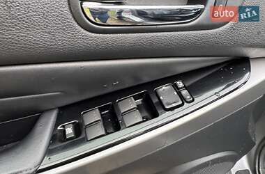 Внедорожник / Кроссовер Mazda CX-7 2009 в 