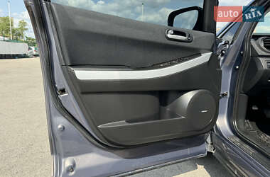 Внедорожник / Кроссовер Mazda CX-7 2007 в 