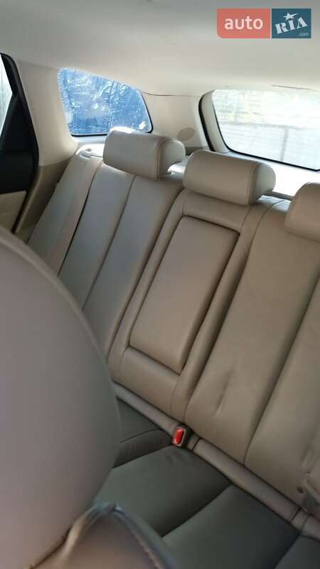 Позашляховик / Кросовер Mazda CX-7 2010 в Тернополі
