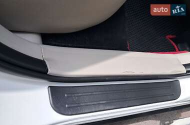 Внедорожник / Кроссовер Mazda CX-7 2011 в 