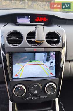 Позашляховик / Кросовер Mazda CX-7 2010 в 