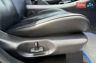 Внедорожник / Кроссовер Mazda CX-7 2010 в 