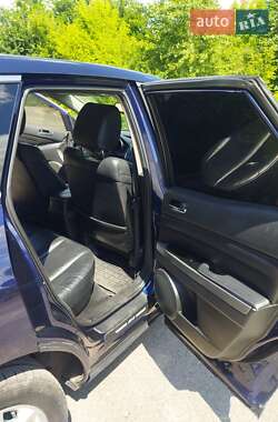 Позашляховик / Кросовер Mazda CX-7 2010 в 