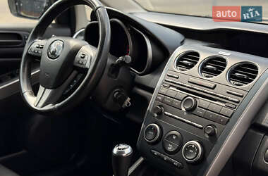 Позашляховик / Кросовер Mazda CX-7 2010 в 