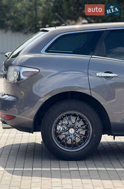 Позашляховик / Кросовер Mazda CX-7 2010 в 